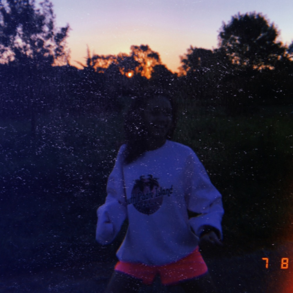 Meet your Posher, Essynce